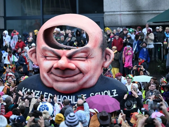 2 Rosenmontag Ngay Hoi Hoa Trang Ruc Ro Trong Le Hoi Karneval Cua Duc